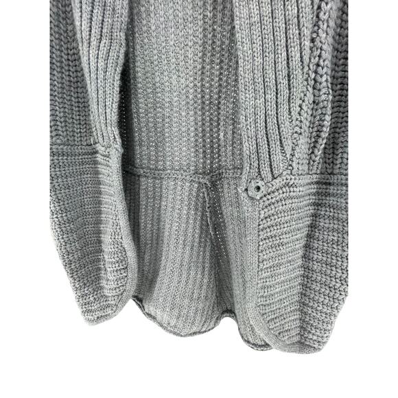 No Boundaries Gray Knit Sleeveless Cardigan Sweater Junior's Size Medium - Picture 3 of 5